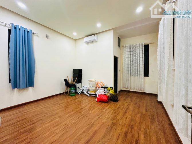 ♣ Nhà Góc Kiệt 3.5m thẳng thông Hoàng Diệu gần Nguyễn Văn Linh, 60m2, 3  cứng, 5.x tỷ - 4
