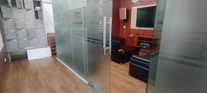 Cho thuê nhà mặt phố Ngọc Hồi, Trần Thủ Độ KĐT Pháp Vânn 100m 4 tầng mt8m chỉ 3x tr - 4