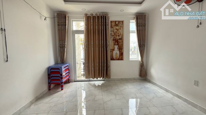 Nhà 4 tầng đường THẠNH XUÂN 22, phường THẠNH XUÂN, Q12, dt 61m2 (4mx15m), Hẻm Ôtô - 4