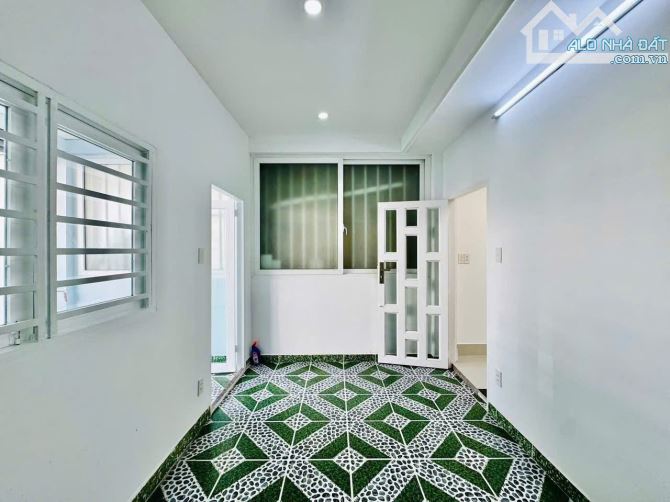 227/3/6 Phạm Văn Chiêu p14 Gò Vấp - 4x13m - 5 tầng - Full Nội thất - 4