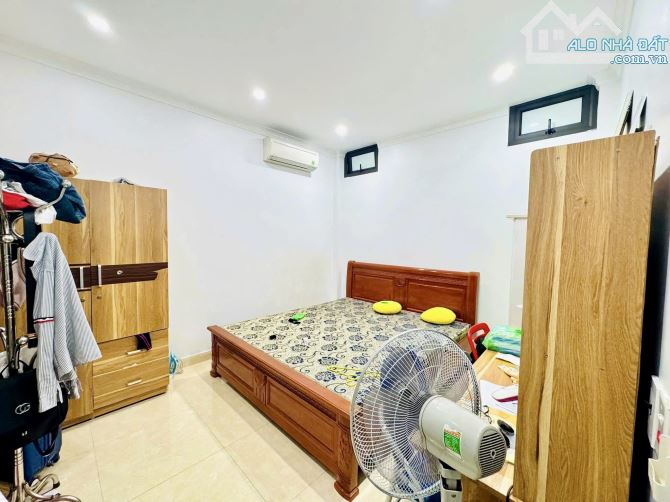 🏡Bán Nhà 4 tầng Gara ô tô Nguyễn Tường Loan Lê Chân giá chỉ 4,x tỷ - 4