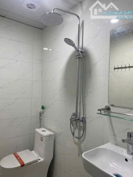 BÁN NHÀ DÂN XÂY - GẦN Ô TÔ - GẦN CHỢ TƯƠNG CHÚC - ĐÔNG MỸ - CHỈ 5.5 TỶ - 4