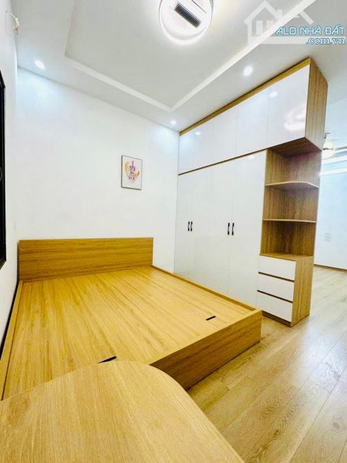 BÁN GẤP TẬP THỂ VIP TẦNG 1 ,PHỐ VỌNG HÀ, HOÀN KIẾM. 70M2 – 2PN – ĐỦ NỘI THẤT. 3,37 TỶ - 4