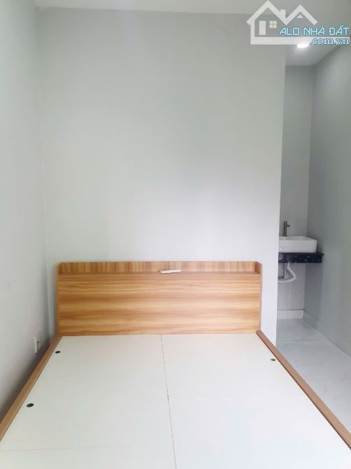 5 TẦNG - NGUYỄN THÁI HỌC- P. CẦU ÔNG LÃNH, QUẬN 1 DT: 4*16M – 45 TỶ - 4
