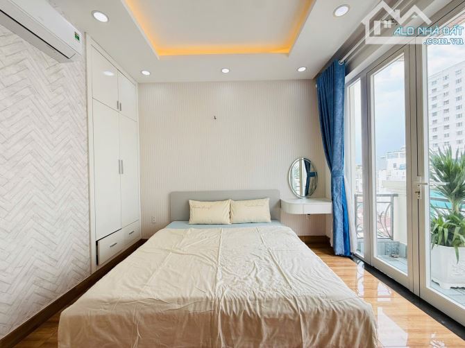 Nhà 6 tầng đường Hoàng Bật Đạt, P.15, Tân Bình, hẻm 8m nhỉnh 8 tỷ - 4