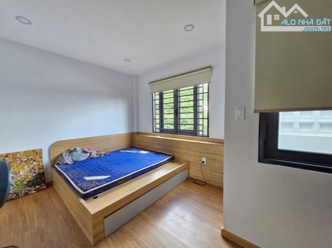 Bán nhà hẻm xe hơi gần bệnh viện thủ đức - 3 tầng giá nhỉnh 7 tỷ. - 4