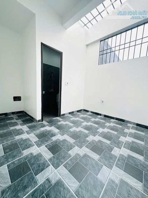🛖: Bán nhà 3 tầng tại  Đông Hoà, Kiến An  Ô tô vào tận cửa  💸: 265 tỷ (02) - 4