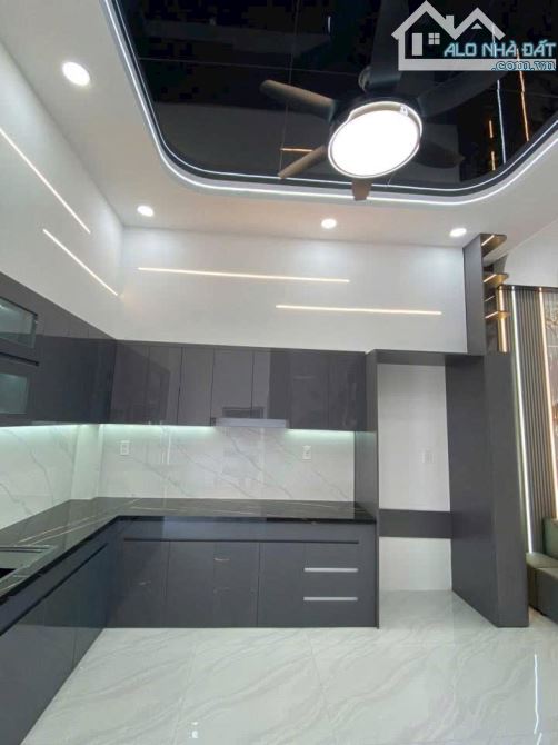 NHÀ Ở NGAY, 60M2 ( 5x12 ), ĐƯỜNG 13M, VỈA HÈ– KDC PHÚC ĐẠT, DĨ AN- HƠN 4 ĐỒNG TL - 4