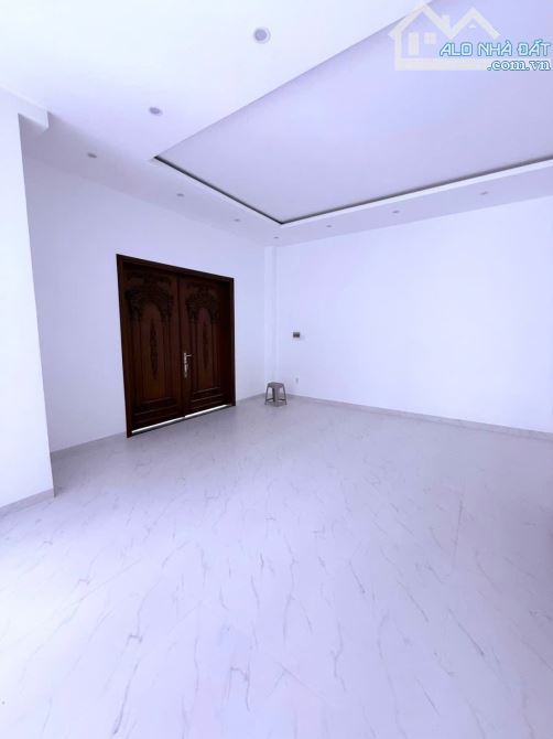 CHO THUÊ hoặc BÁN BIỆT THỰ 3 TẦNG 422m2 MẶT TIỀN ĐƯỜNG NGUYỄN VĂN LƯU (1B) KDC NAM LONG - 4