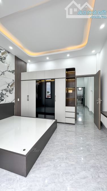 NHÀ TRỆT LẦU HIỆN ĐẠI XÂY MỚI FULL NỘI THẤT HẺM 311 NGUYỄN VĂN CỪ - SỔ HỒNG HOÀN CÔNG - TP - 4