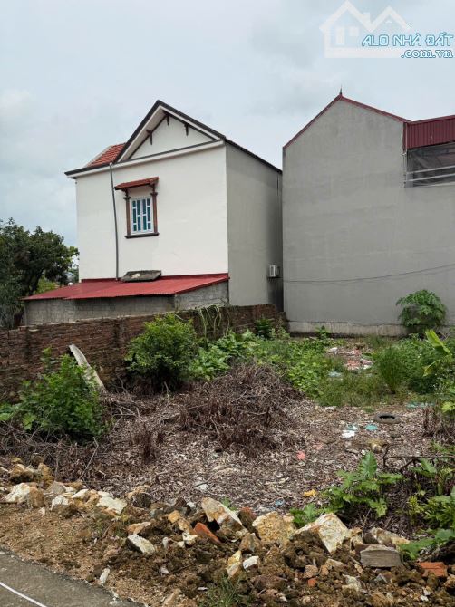 Bán Lô Đất đồng Việt, Yên Dũng, Bắc Giang. 93m2- Mặt Tiền 5,7m. đường 5m. Giá 680 triệu. - 5