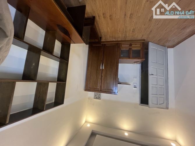 TRUNG TÂM THANH XUÂN – TẬP THỂ THUỐC LÁ THĂNG LONG – 40M² – 2 NGỦ - 5