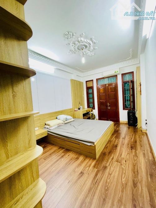 BÁN NHÀ NGUYỄN NGỌC NẠI THANH XUÂN PHÂN LÔ ÔTÔ VÀO NHÀ DT 45M 5T 14,3Tỷ - 5