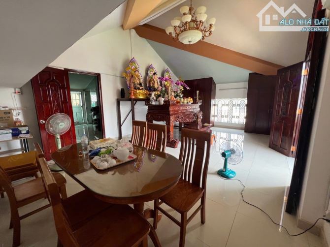 Bán Biệt Thự về đảo kim cương sống giảm ngay 1ty5- ngang 8x18 - 5