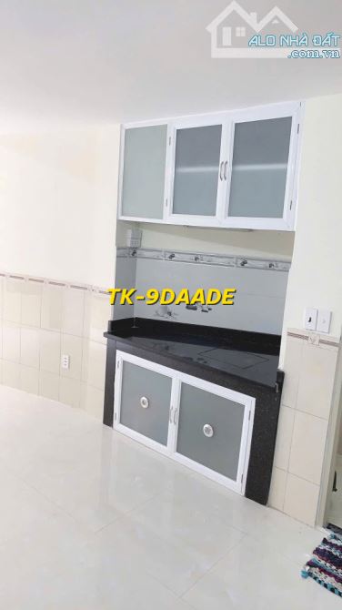 NHỈNH 3 TỶ HỘ KHẨU QUẬN 3 - CƯ XÁ ĐÔ THÀNH - PHƯỜNG 4 - 2PN - 25M2 - 3 TẦNG - 5