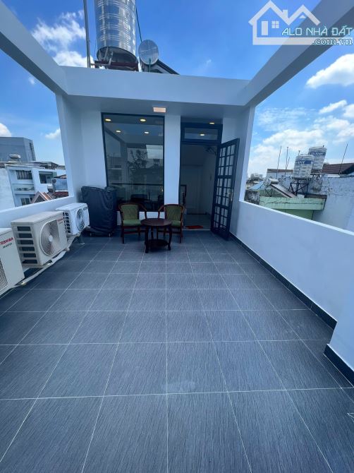Hơn 6 tỷ nhà 1 trệt , 1 lửng , 2 lầu , sân thượng ngay cmt8 chợ ông tạ - 5