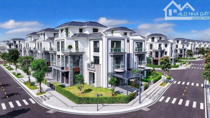 Tham quan thực tế khu compound Nhà Phố - Biệt Thự ven sông Quận 2 của Khang Điền - 5