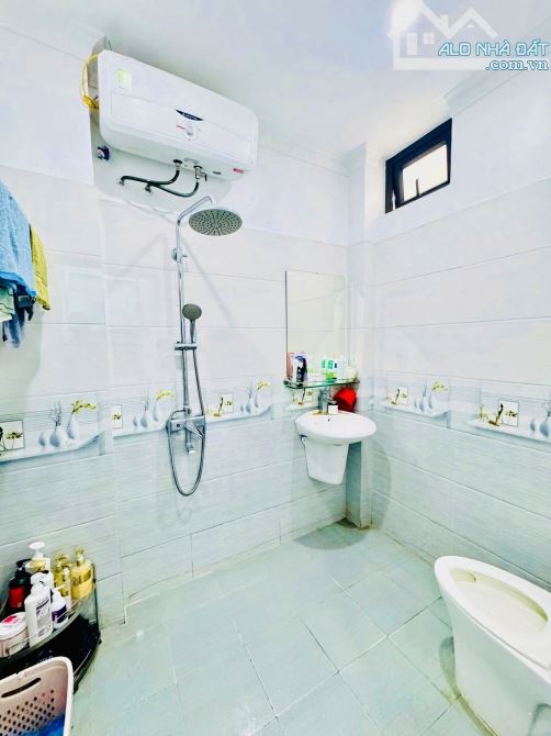 🏡Bán Nhà 4 tầng Gara ô tô Nguyễn Tường Loan Lê Chân giá chỉ 4,x tỷ - 5