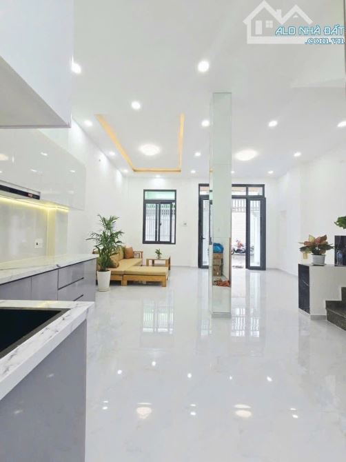 🏡 NHÀ PHỐ 3 TẦNG – Q2 – NGANG 5.7M – Ô TÔ ĐỖ CỬA – HOÀN CÔNG ĐỦ – GẦN BV LÊ VĂN THỊNH – 6 - 5