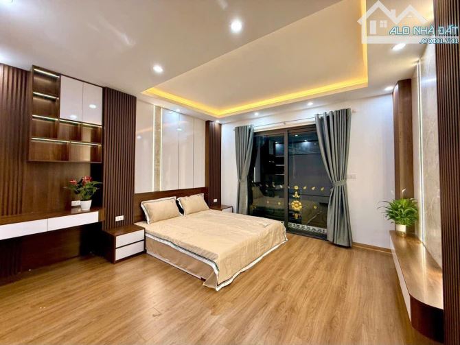 CẦN BÁN NHÀ ĐẸP THANG MÁY NGÕ 73 NGUYỄN LƯƠNG BẰNG - DT 41M2 - 6 TẦNG - MT 4.2M - GIÁ 10.6 - 5