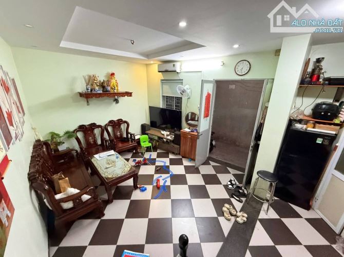 CẦN BÁN NHÀ NGÕ 88 KIM HOA - DT 30M2 - 3 TẦNG - MT 6.3M - GIÁ 5.8 TỶ - 5