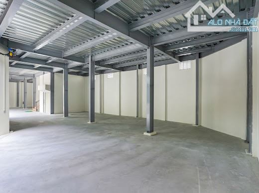 Mời thuê kho xưởng 660m2 h.đại có thể k.hợp làm v.phòng cách Xa La 5km trục đường Cienco 5 - 6