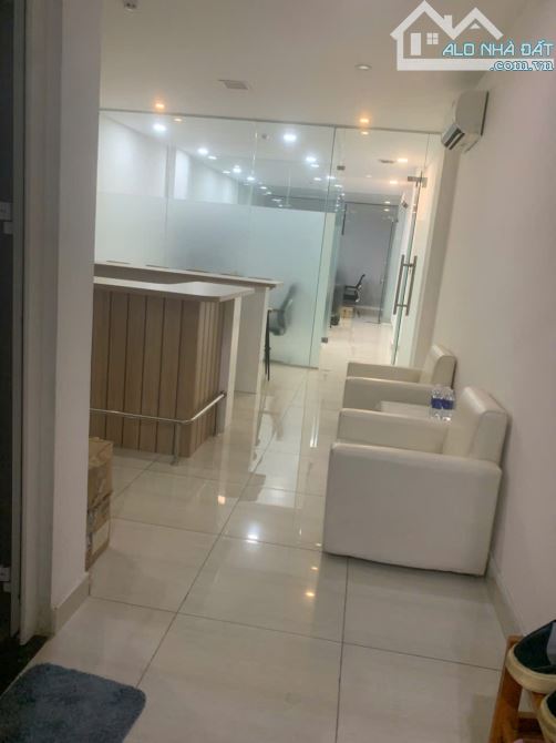 chủ cần tiền chữa bệnh cần bán gấp nhà mặt tiền trần hưng đạo quận 1 hầm 7 tầng - 6