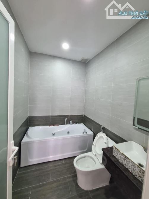 MẶT TIỀN KINH DOANH ĐƯỜNG GÒ Ô MÔI - NGANG 8M DÀI 29M - NỞ HẬU NHẸ - CHỈ 22 TỶ - 6