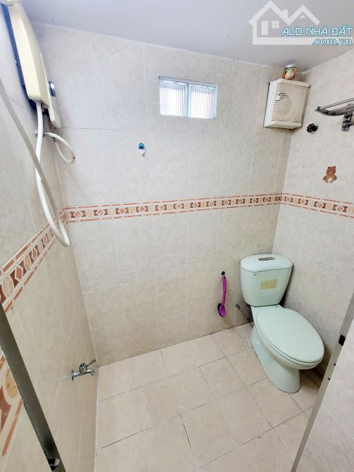 Hẻm 5m, 451/34c Tô Hiến Thành, (4.5x8m), giá 8 triệu 600k - 6