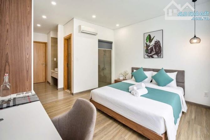 Căn hộ mới - sạch sẽ ngay quận 1, cửa sổ lớn đón nắng, gần UEH, đại học Hoa Sen, quận 4 - 6
