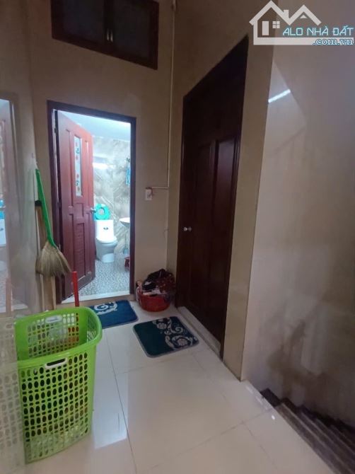 NHÀ 4 TẦNG-HẺM XE HƠI-KDC HIỆN HỮU-DƯƠNG BÁ TRẠC-QUẬN 8-DT: 4,6X14-NHỈNH 8 TỶ - 6