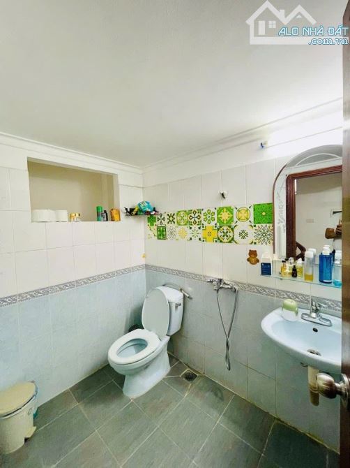BÁN NHÀ NGUYỄN NGỌC VŨ CẦU GIẤY ÔTÔ ĐỖ CỬA DT 73M 4T CHỈ 11.2 TỶ - 6