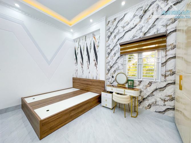 NHÀ TRỆT LẦU HẺM TỔ 3 Đ.NGUYỄN VĂN LINH CÓ SÂN RỘNG Ô TÔ GẦN ĐH Y DƯỢC, CHỢ BÀ BỘ - 6