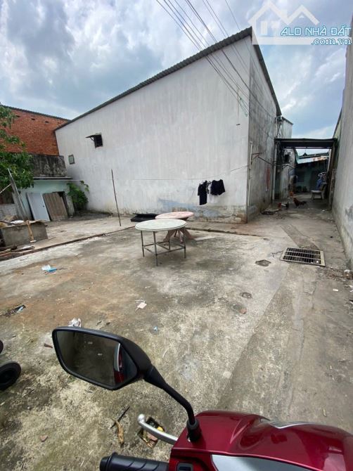 Bán 1 kiot và 30 phòng trọ MT đường ĐT743B p.Dĩ An Tp.Dĩ An chỉ 35ty TL M7368 - 6