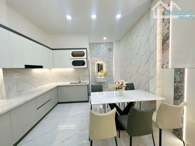NHÀ 3 tầng, Đường THỚI AN 19 ( NGUYỄN THỊ KIÊU ), phường THỚI AN, Q12, DT 56m2 ( 4m x 14m - 7