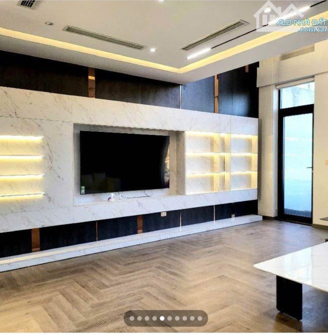 Nhà đẹp ở ngay tại Ngọc Thụy DT 56M2, 8 Tầng, MT 5.6M , Gara 2 ô tô, Thang máy, Gần phố. - 7