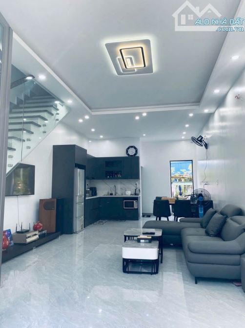 Chính chủ gửi  BÁN NHÀ ĐỘC LẬP – HẠ ĐOẠN 3, ĐÔNG HẢI 2 - 7