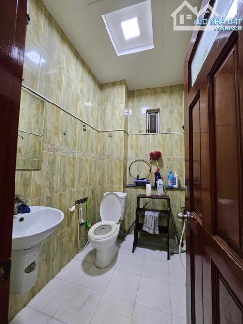 NHÀ 4 TẦNG 79M2(3.9X20)-HẺM 4M HẬU GIANG-GIÁ 7.9 TỶ - 7