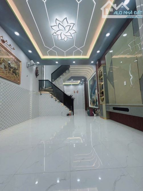Khu Tên Lửa nhà 2 tầng ngay Chợ BÌNH TRỊ ĐÔNG sát EON BÌNH TÂN 3.95 tỷ - 7
