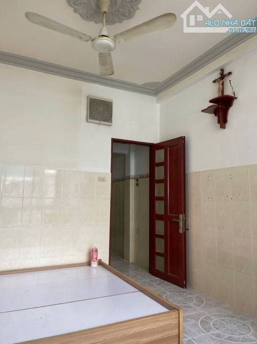 3 TẦNG -ĐẤT THÁNH- P6, Q TÂN BÌNH- GIÁP Q10 - CÔNG VIÊN LÊ THỊ RIÊNG -DT: 38M2- 5 TỶ 9 - 7