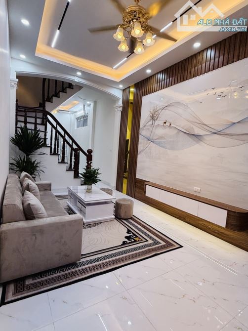 NHÀ MỚI PHỐ KHƯƠNG HẠ-LÔ GÓC-NGÕ XE BA GÁC TRÁNH-FULL NỘI THẤT-39M2-4 TẦNG-9,4 TỶ - 7
