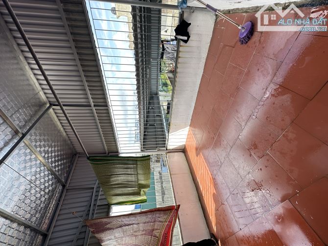 Nhà giá rẻ ngõ đường 19/5 dân xây còn ở tốt - 7