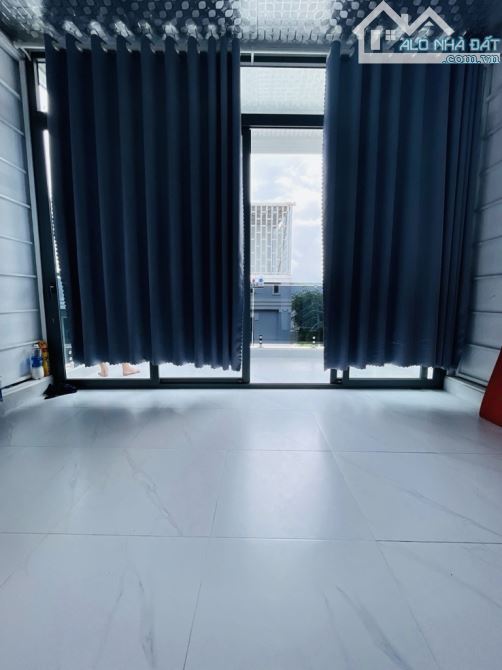 CHDV CAO CẤP – 14 PHÒNG – DÒNG TIỀN GẦN 70TR/THÁNG - HXT ĐS 2, P.16, GÒ VẤP - CHỈ 11.3 TỶ - 8