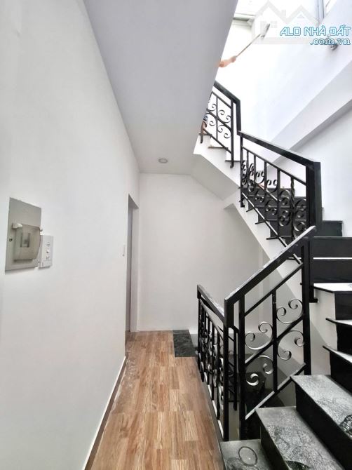 🔥 LÊ VĂN SỸ, 33M2, 4 TẦNG, 3 PHÒNG NGỦ, 3WC, NỞ HẬU. GIÁ: 8,29 TỶ,🔥 - 8