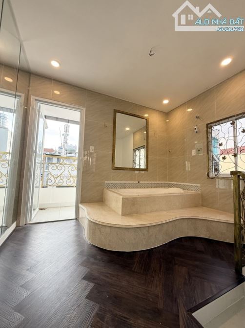 BÁN NHÀ NGUYỄN THIỆN THUẬT QUẬN 3 – HẺM Ô TÔ - 4PN 4WC RIÊNG - MỚI ĐẸP Ở NGAY – CHỈ 4.5 TỶ - 8