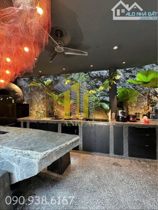 Villa Phong Cách Nhiệt Đới Tại Quận 2 – Có Hồ Bơi Và Không Gian Xanh - 8