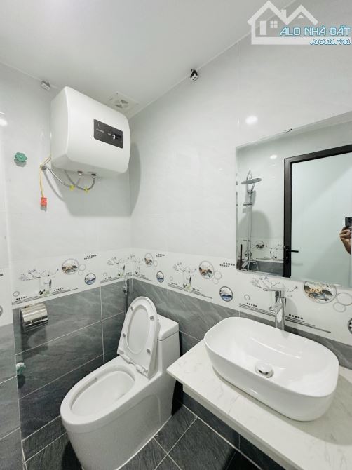 CHO THUÊ NHÀ NGUYÊN CĂN TẠI KHU ĐÔ THỊ VÂN CANH HOÀI ĐỨC 40M * 5T - 8