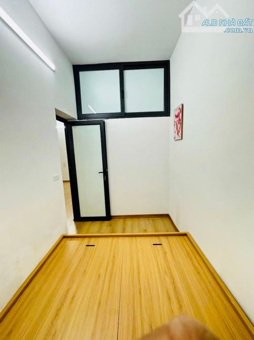 BÁN GẤP TẬP THỂ VIP TẦNG 1 ,PHỐ VỌNG HÀ, HOÀN KIẾM. 70M2 – 2PN – ĐỦ NỘI THẤT. 3,37 TỶ - 8