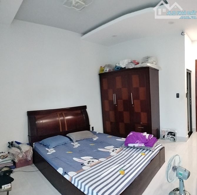 Nhà Mới 4 Tầng 80m2, 4PN, Huỳnh Tấn Phát, Nhà Bè, Xe Hơi Vào Tận Nhà, Sổ Hồng Riêng. Chỉ 8 - 8