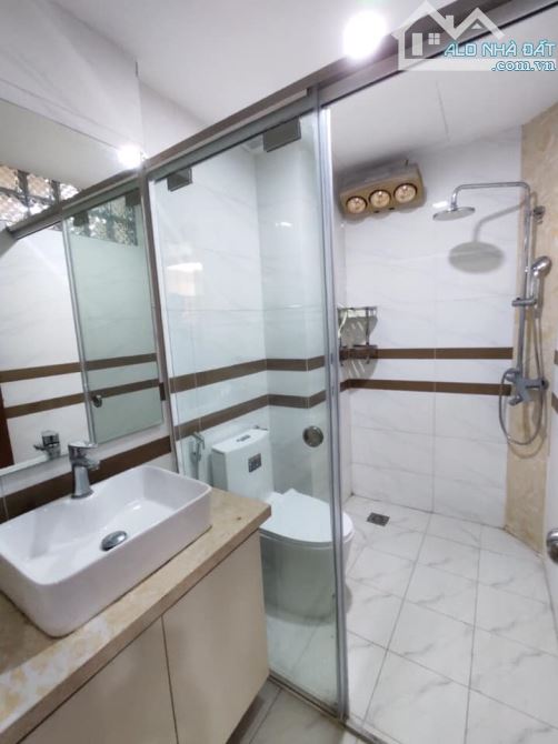 Bán nhà phố Lê Quang Đạo, 55m2, 7 tầng thang máy, MT 8.6m, 11 phòng, dt60 triệu, 12, 8 tỷ - 8